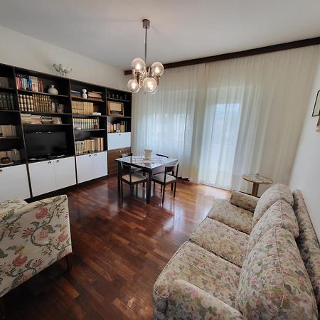 Appartamento Ampio E Luminoso Camaiore Dış mekan fotoğraf